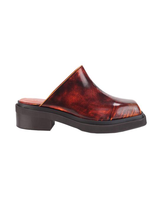 Zoe Clogs